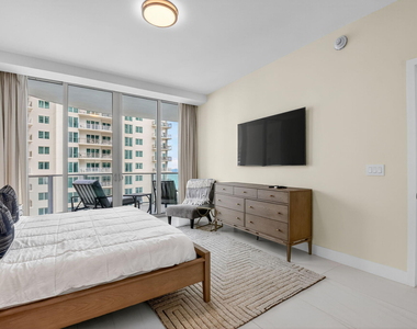 3100 N Ocean Drive - Photo Thumbnail 24