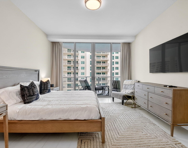 3100 N Ocean Drive - Photo Thumbnail 21
