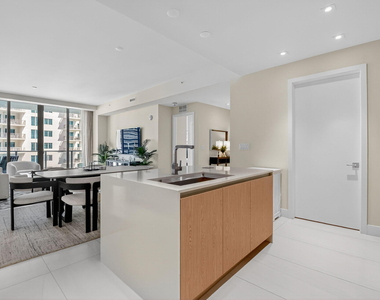 3100 N Ocean Drive - Photo Thumbnail 10