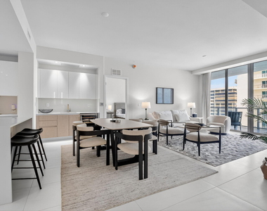 3100 N Ocean Drive - Photo Thumbnail 6