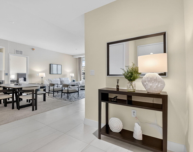 3100 N Ocean Drive - Photo Thumbnail 13