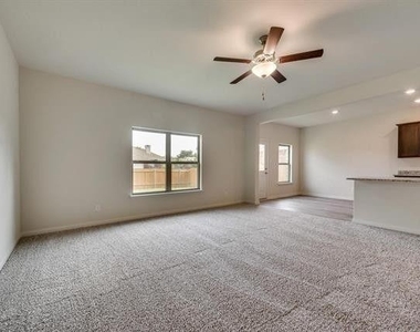 13609 Mineral Road - Photo Thumbnail 2