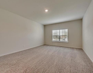 13609 Mineral Road - Photo Thumbnail 10
