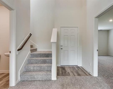 13609 Mineral Road - Photo Thumbnail 7