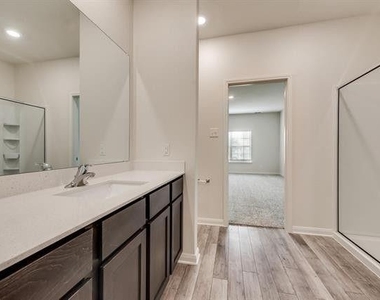 13609 Mineral Road - Photo Thumbnail 19