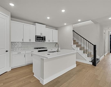 7245 Confetti Lane - Photo Thumbnail 2