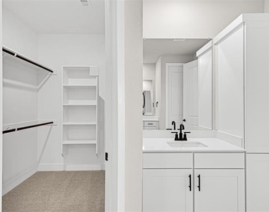 7245 Confetti Lane - Photo Thumbnail 11