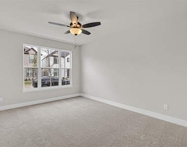 7245 Confetti Lane - Photo Thumbnail 8