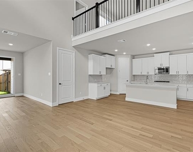 7245 Confetti Lane - Photo Thumbnail 6