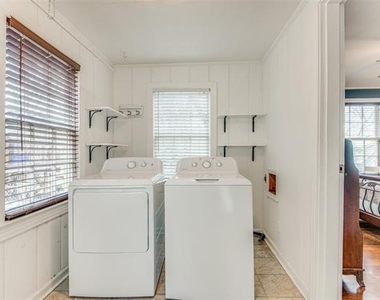 7015 Hammond Avenue - Photo Thumbnail 10