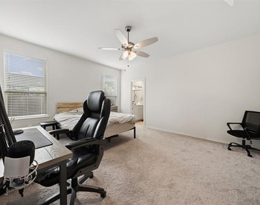 3211 Bedstraw Lane - Photo Thumbnail 20