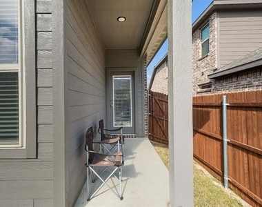 3211 Bedstraw Lane - Photo Thumbnail 28