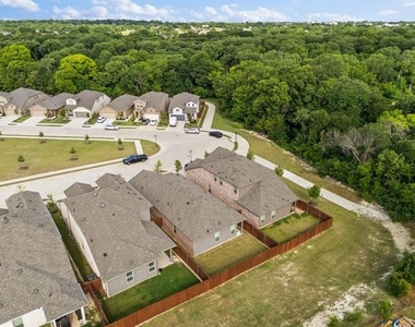 3211 Bedstraw Lane - Photo Thumbnail 31
