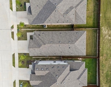 3211 Bedstraw Lane - Photo Thumbnail 36