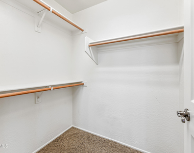 41284 W Cahill Drive - Photo Thumbnail 20