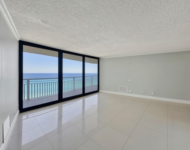3000 N Ocean Drive - Photo Thumbnail 1