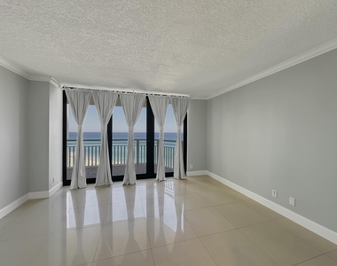 3000 N Ocean Drive - Photo Thumbnail 13
