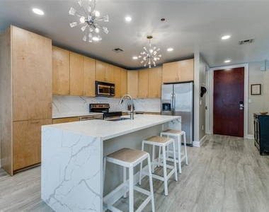 1505 Elm Street - Photo Thumbnail 11