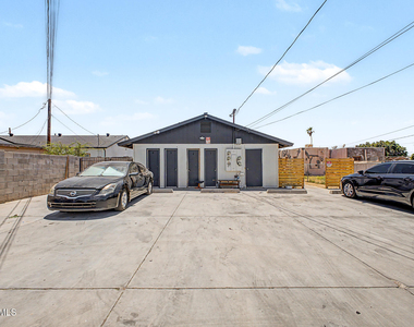1438 E Adams Street - Photo Thumbnail 19