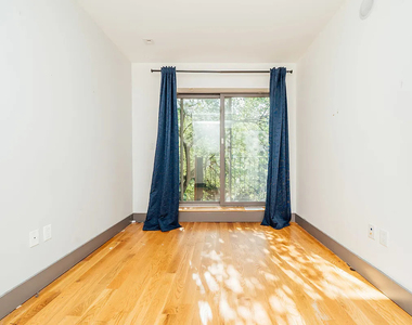 774 Classon Avenue - Photo Thumbnail 4