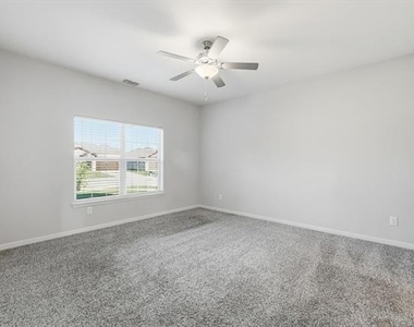 2105 Yarbrough Drive - Photo Thumbnail 20