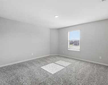 2105 Yarbrough Drive - Photo Thumbnail 32