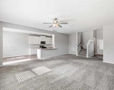 2105 Yarbrough Drive - Photo Thumbnail 9