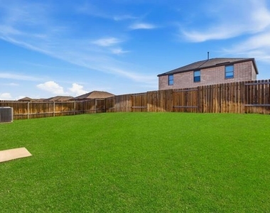 2105 Yarbrough Drive - Photo Thumbnail 35