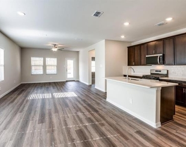 5114 Bonanza Drive - Photo Thumbnail 6