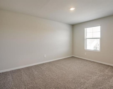 5114 Bonanza Drive - Photo Thumbnail 17