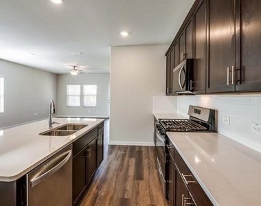 5114 Bonanza Drive - Photo Thumbnail 7