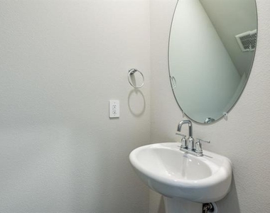5114 Bonanza Drive - Photo Thumbnail 19