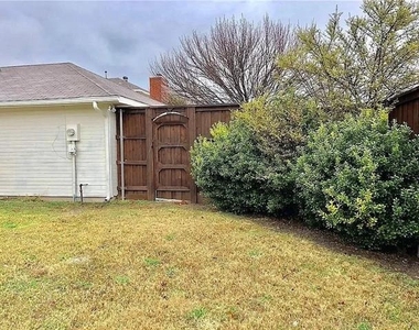 8000 Anchor Street - Photo Thumbnail 35