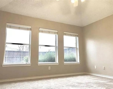 8000 Anchor Street - Photo Thumbnail 22