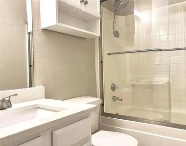 8000 Anchor Street - Photo Thumbnail 31