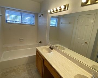 7904 Steppington Drive - Photo Thumbnail 9