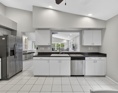 6064 Beaconwood Road - Photo Thumbnail 15