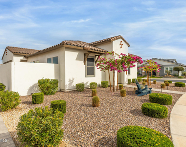 11531 N Jerome Street - Photo Thumbnail 2