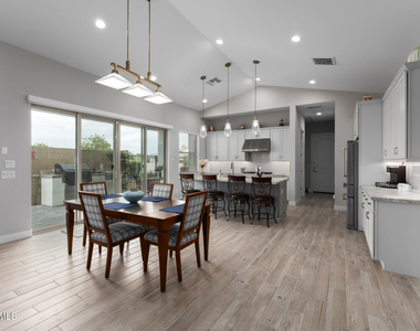 11531 N Jerome Street - Photo Thumbnail 5
