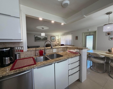 292 Brittany Avenue - Photo Thumbnail 4