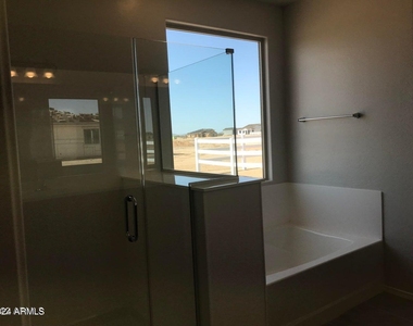 10512 W Appaloosa Trail - Photo Thumbnail 12