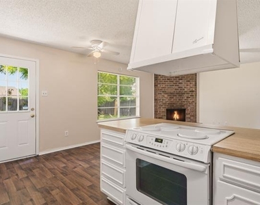 616 Reveille Road - Photo Thumbnail 8