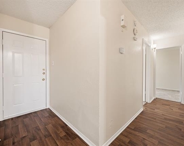 616 Reveille Road - Photo Thumbnail 3
