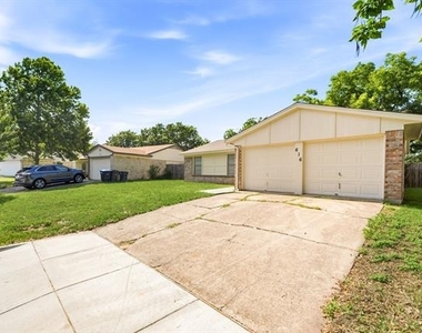 616 Reveille Road - Photo Thumbnail 2