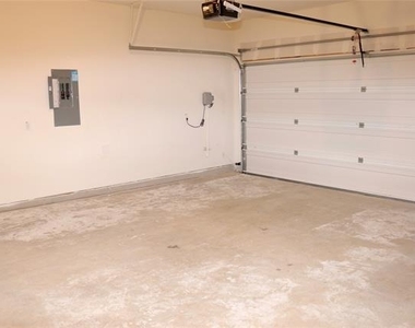 1436 Briar Hill Road - Photo Thumbnail 16