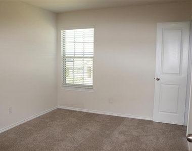 1436 Briar Hill Road - Photo Thumbnail 14