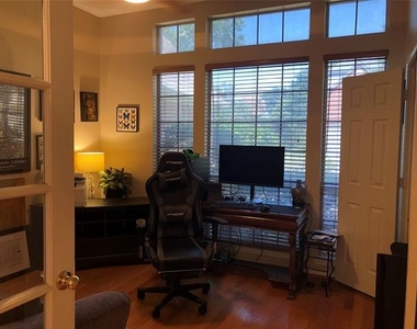 2685 Hillside Drive - Photo Thumbnail 16