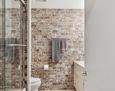 7151 E Rancho Vista Drive - Photo Thumbnail 18