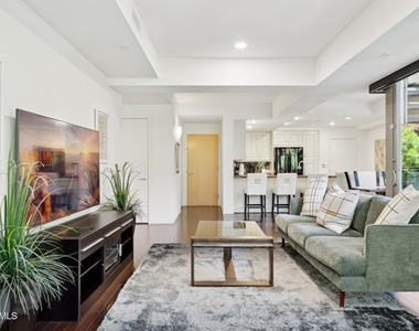 7151 E Rancho Vista Drive - Photo Thumbnail 7