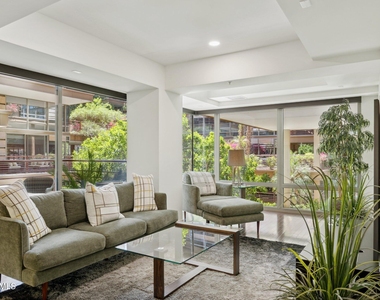 7151 E Rancho Vista Drive - Photo Thumbnail 3